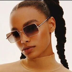 *NWT* Quay Australia TTYL Rectangle Brown/Gold Gradient Sunglasses